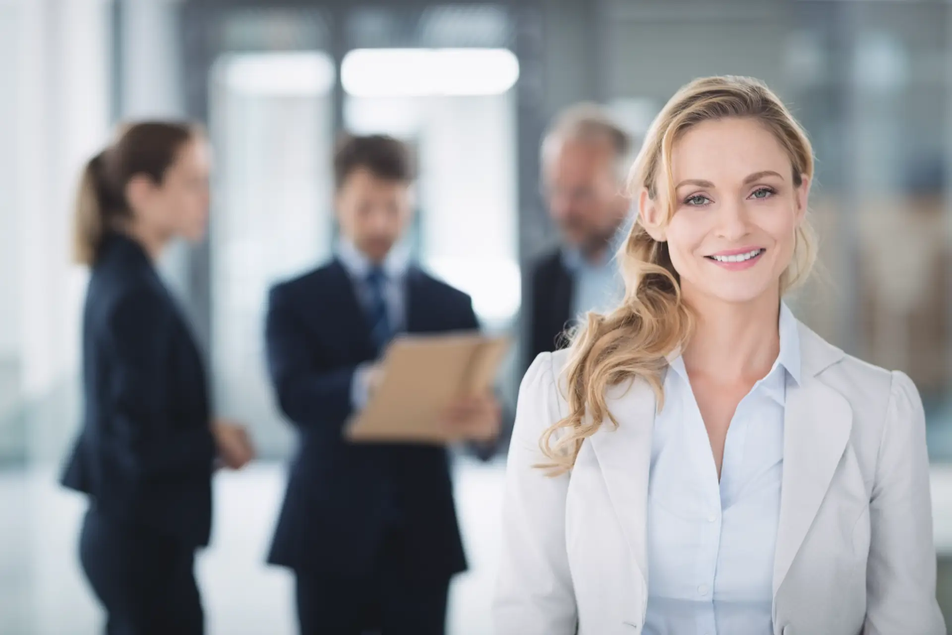 traineri orion school portrait-confident-businesswoman